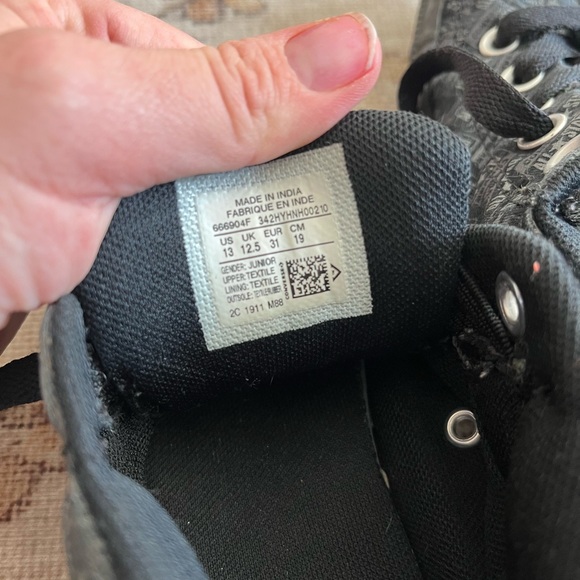 Converse Chuck Taylor All Star Street Mid-Top Sneaker - Picture 5 of 6